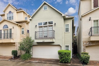 9007 Harbor Hills Dr, Houston, TX 77054