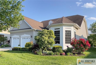 16 Warren St, Plainsboro, NJ 08536