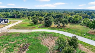 1720 Heritage Knoll Dr, Sherman, TX 75092