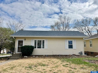 4345 F St, Lincoln, NE 68510