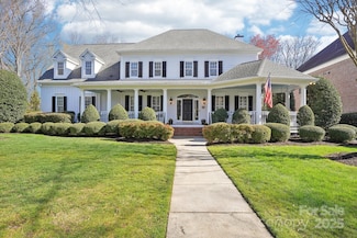 9128 Summer Club Rd, Charlotte, NC 28277