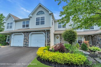 28 Buford Ct, Tinton Falls, NJ 07753
