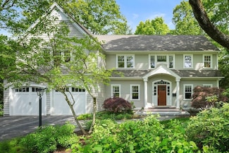 63 Locust Ave, Lexington, MA 02421