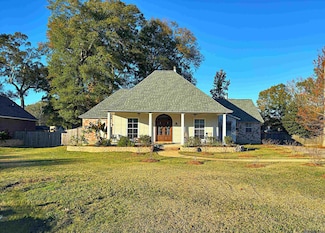 17017 Fir Ave, Greenwell Springs, LA 70739