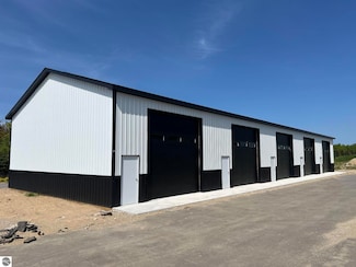 6819 S M-37 Unit 32, Kingsley, MI 49649