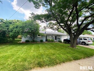 3204 Central Ave, Bettendorf, IA 52722