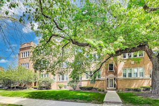 4051 N Southport Ave Unit 1, Chicago, IL 60613