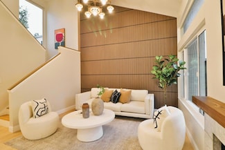 284 Rosewood Ct, Hayward, CA 94544