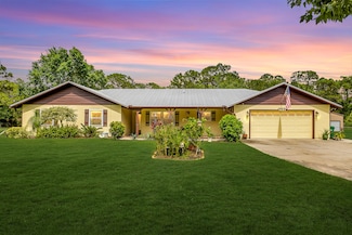 4685 Lee St, Cocoa, FL 32926