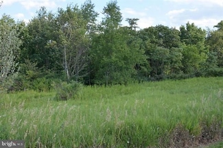 1663 Ritchey Rd, Everett, PA 15537