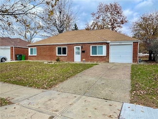 591 Hemlock Dr, Euclid, OH 44132