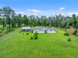 1060 Smith St, Dequincy, LA 70633