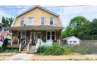 2463 Hillside Ave, Easton, PA 18042