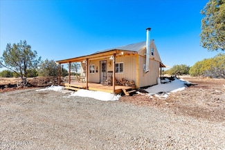 12c Dozer Ave, Ash Fork, AZ 86320