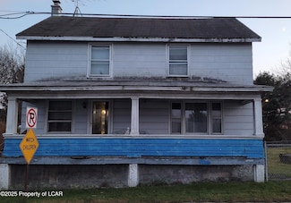 30 E Main St, Junedale, PA 18230