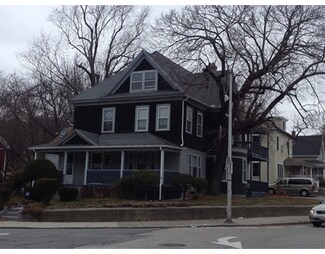 2 Englewood Ave, Worcester, MA 01603