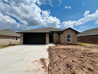 1006 SE 16th Terrace, Newcastle, OK 73065