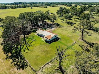 977 N Fm 17, Alba, TX 75410