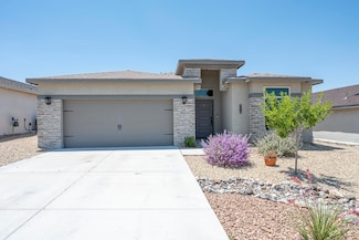 2970 St Charles Ave, Las Cruces, NM 88012