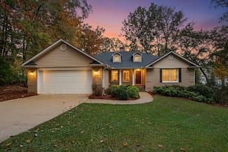 178 W River Bend Dr, Eatonton, GA 31024