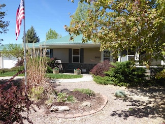800 NE 2nd St, Cedaredge, CO 81413