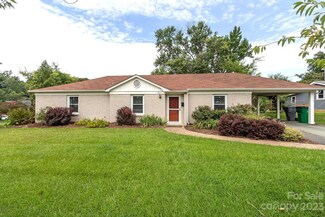 815 Heather Ln, Charlotte, NC 28209