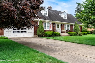 26 Orchard Ave, Nanticoke, PA 18634