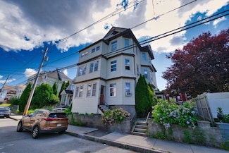 516 Whipple St, Fall River, MA 02724