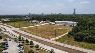 913 W Rankin Rd, Houston, TX 77067