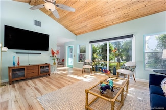 4160 NE Breakwater Dr, Jensen Beach, FL 34957