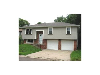 620 S 6th St, Edwardsville, KS 66111