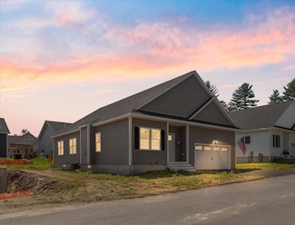 7 Venus Way Unit 22, Pelham, NH 03076