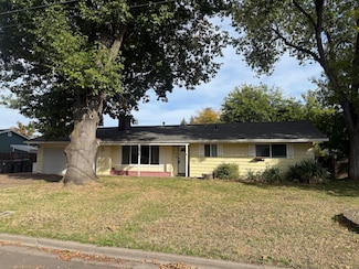 3086 Marilee St, Medford, OR 97501