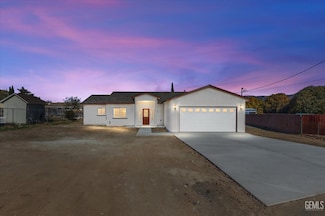 19711 Luana Dr, Tehachapi, CA 93561