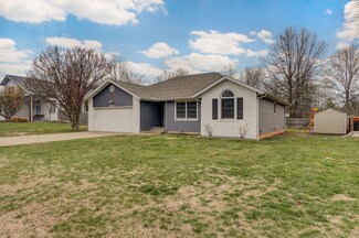 4233 E Summer Set St, Springfield, MO 65802