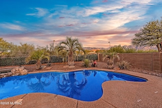 13076 N Desert Olive Dr, Oro Valley, AZ 85755