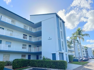 7690 NW 18th St Unit 303, Margate, FL 33063