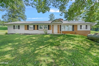 320 Mitchell Rd, Chuckey, TN 37641