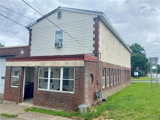 8698 S Main St Unit Lower, Eden, NY 14057