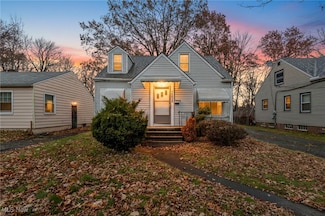 19315 Gladstone Rd, Beachwood, OH 44122