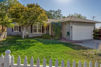 1210 El Curtola Blvd, Lafayette, CA 94549