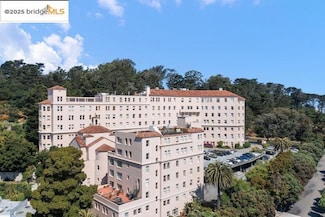 351 Buena Vista Ave E Unit 605E, San Francisco, CA 94117