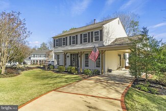 8854 Applecross Ln, Springfield, VA 22153