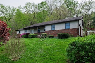 84 Oxyer Rd, Cheshire, OH 45620