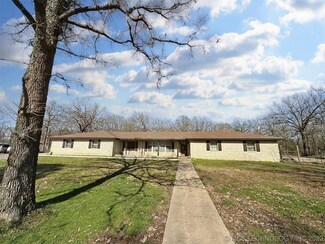 18662 S Welling Rd, Welling, OK 74471