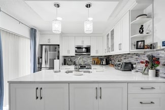 906 9th Way, West Palm Beach, FL 33407