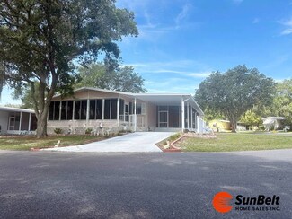 506 Honeysuckle Dr, Fruitland Park, FL 34731