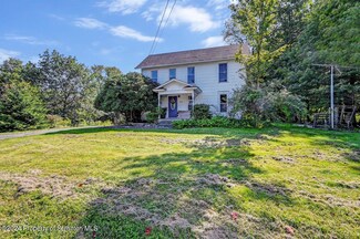 1660 Aberdeen Rd, Madison Township, PA 18444