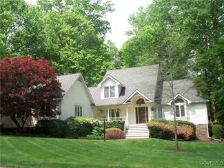 3070 Summerhurst Dr, Midlothian, VA 23113