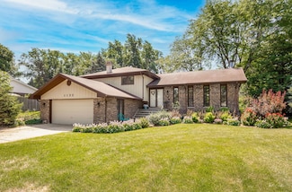 1133 Central Ave, Downers Grove, IL 60516
